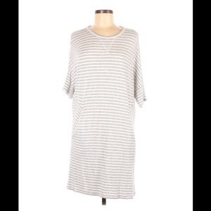 Lou and Grey loft casual dress never worn